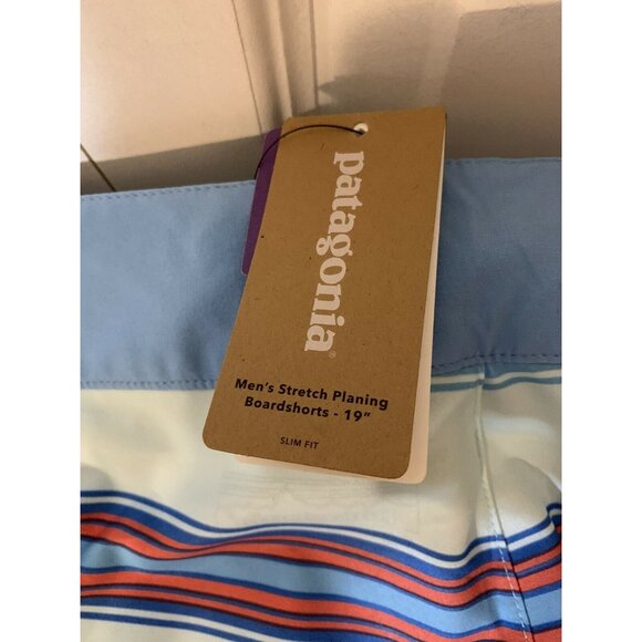 Patagonia Men's Stretch Planning Board Short - 38 inch Waist 19 inch‎ Leg - Picture 4 of 5
